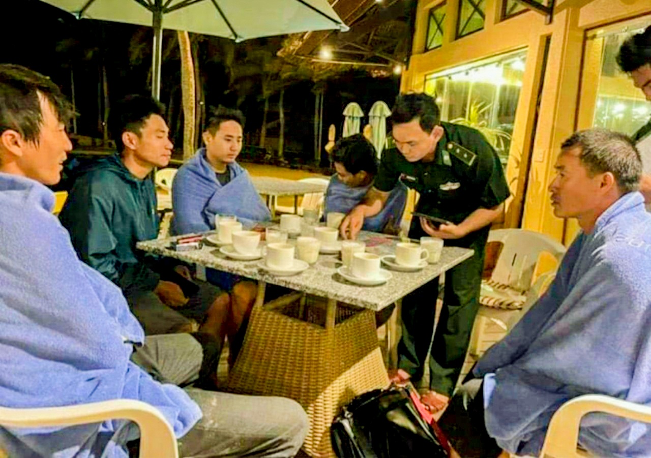 Tau chim o bien Binh Thuan anh 2