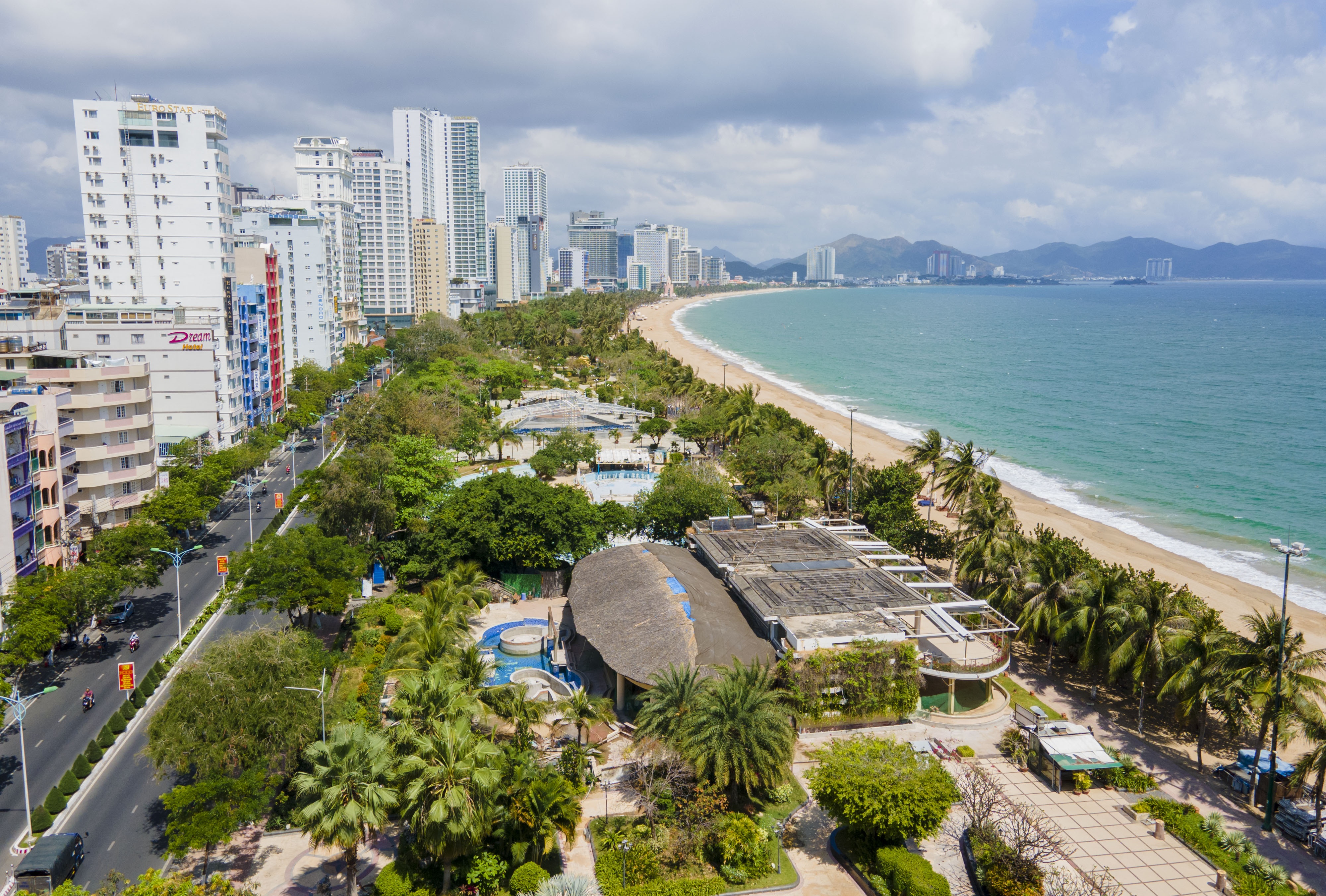 Thu hoi gan 22.000 m2 dat ven bien Nha Trang hinh anh