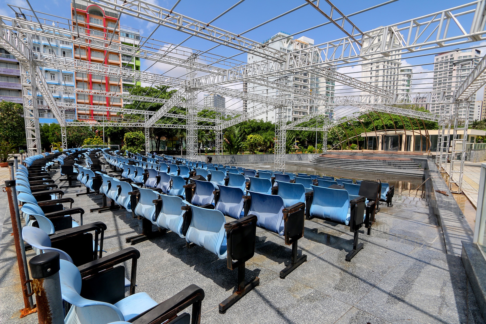 Thu lai du an Cong vien Phu Dong anh 12