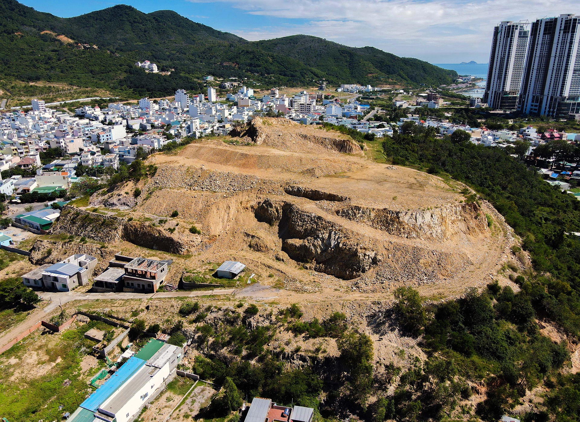 Lo nui o Nha Trang anh 11