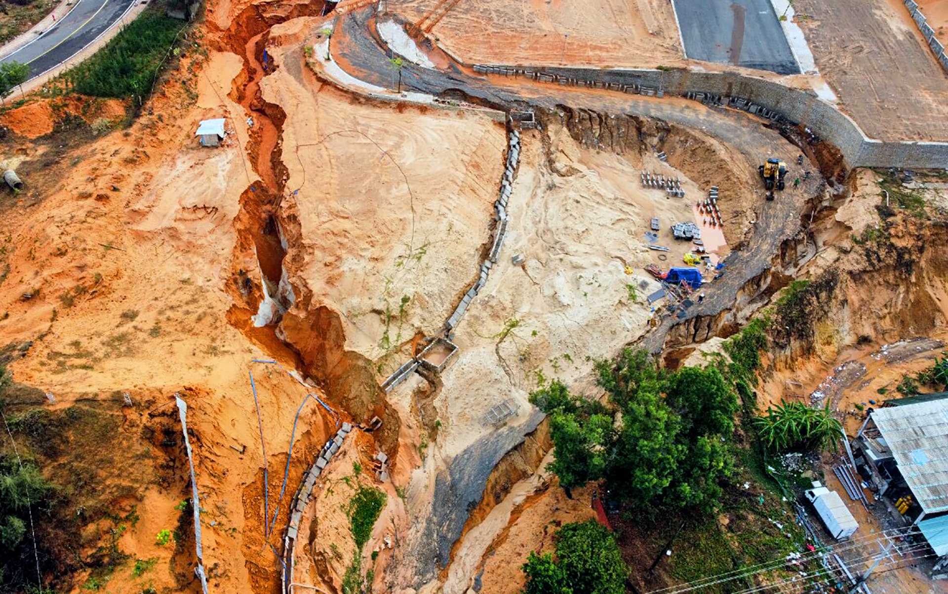 Ca tu du an GoldSand Hill  Villa tran xuong nha dan anh 8