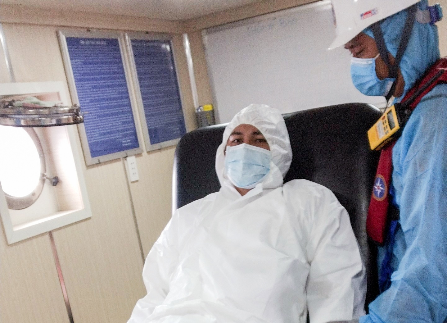 Cuu thuyen vien Philippines dau ruot thua cach Nha Trang 180 hai ly hinh anh