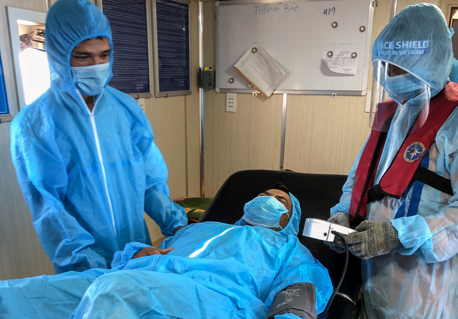 Cuu ngu dan gap nan cach Nha Trang 137 hai ly hinh anh