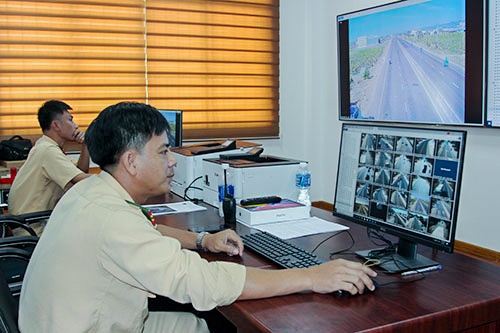 CSGT Binh Thuan tam dung xu ly vi pham doi voi nguoi o TP.HCM hinh anh