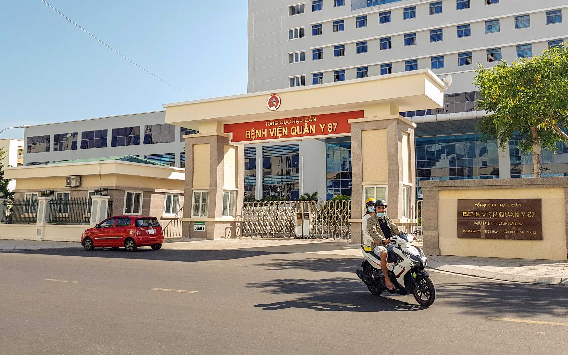 Mot nguoi tu Phu Yen toi Nha Trang nghi mac Covid-19 hinh anh