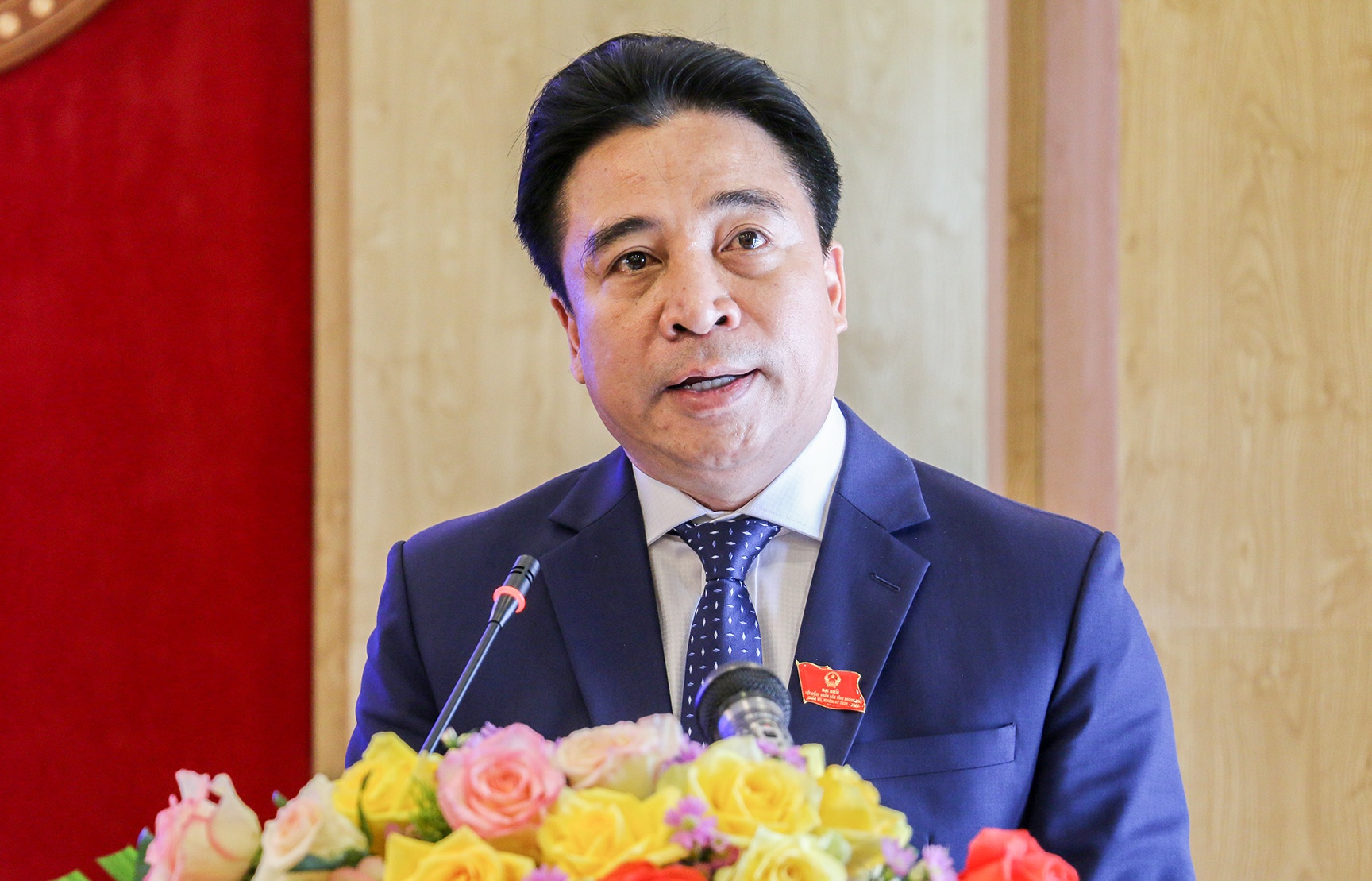 Ong Nguyen Khac Toan duoc bau lam Chu tich HDND tinh Khanh Hoa hinh anh