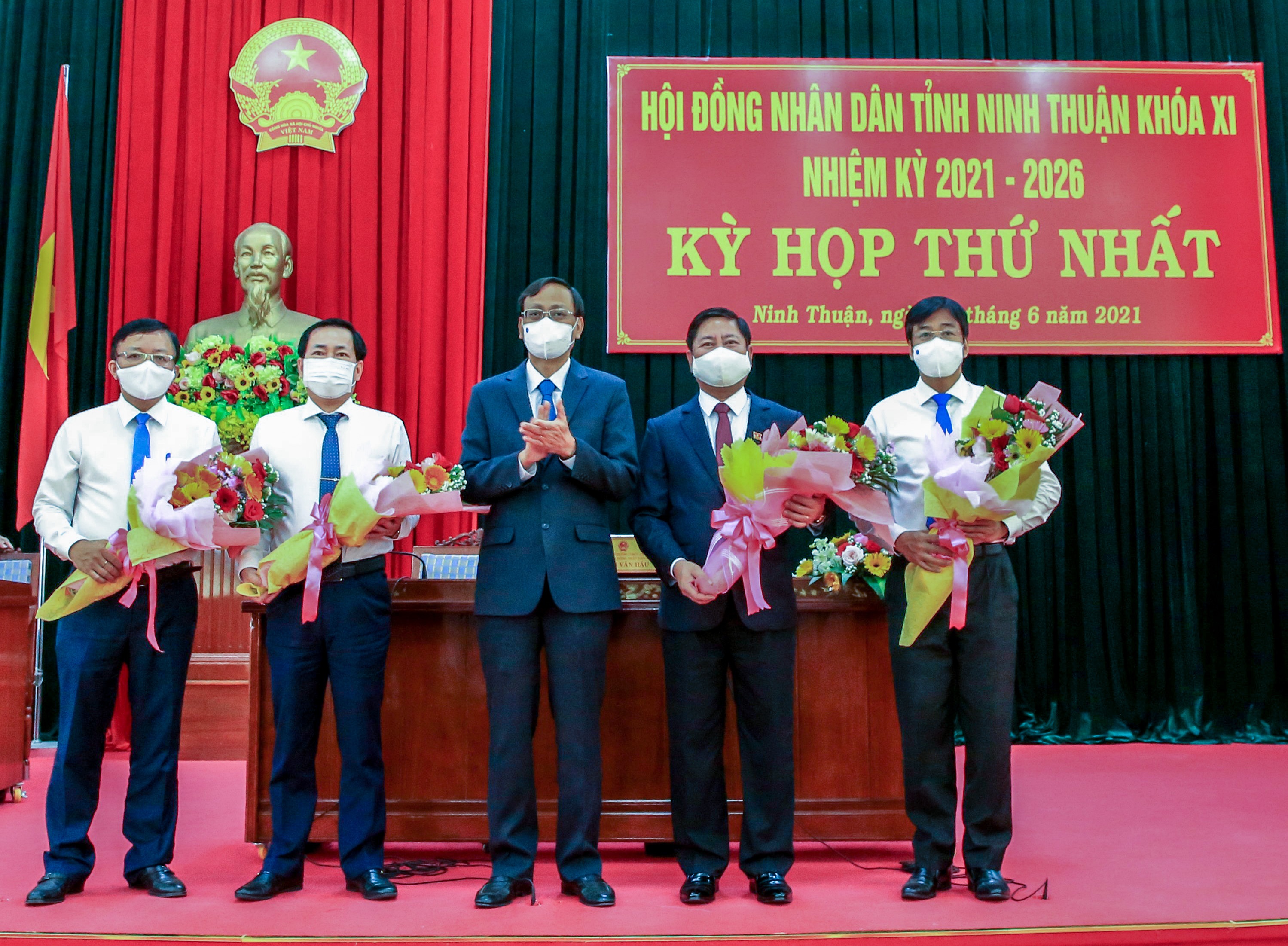 Ninh Thuan co chu tich moi anh 2