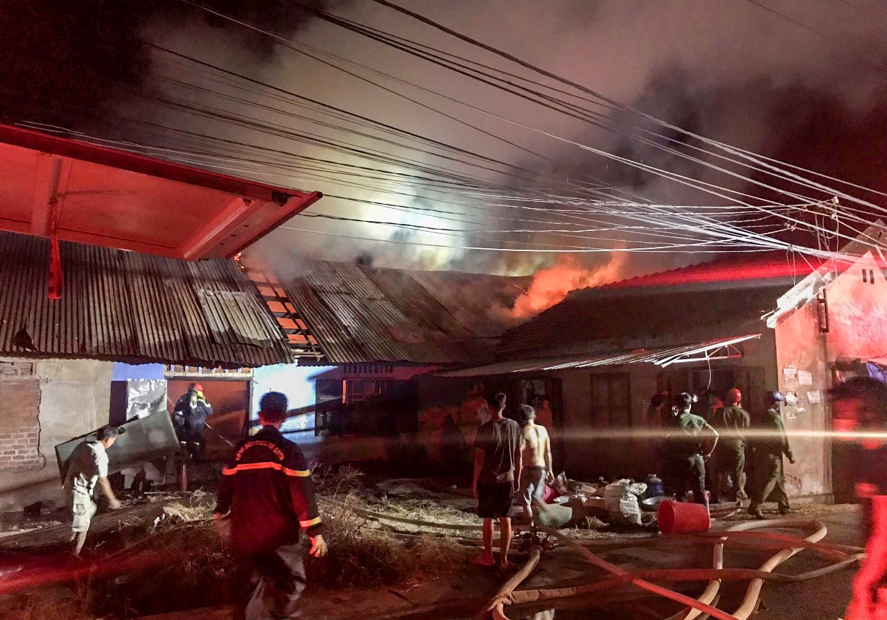 chay lon o Khanh Hoa anh 1