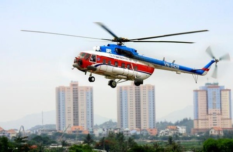 Dung truc thang cho giam thi va de thi ra Con Dao hinh anh