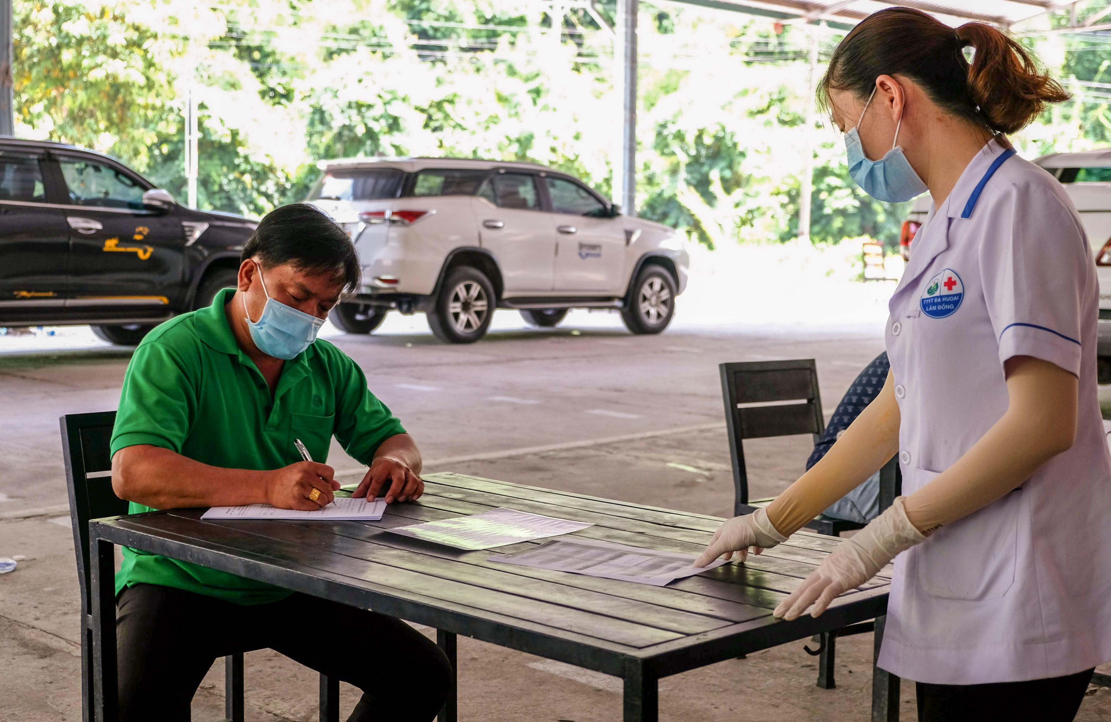 Lam Dong kiem soat nguoi ve tinh anh 1