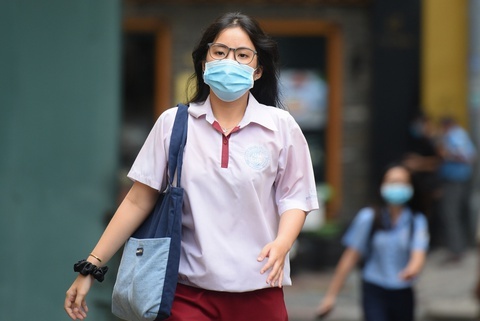 Binh Phuoc ho tro hoc sinh ngheo thi tot nghiep THPT hinh anh