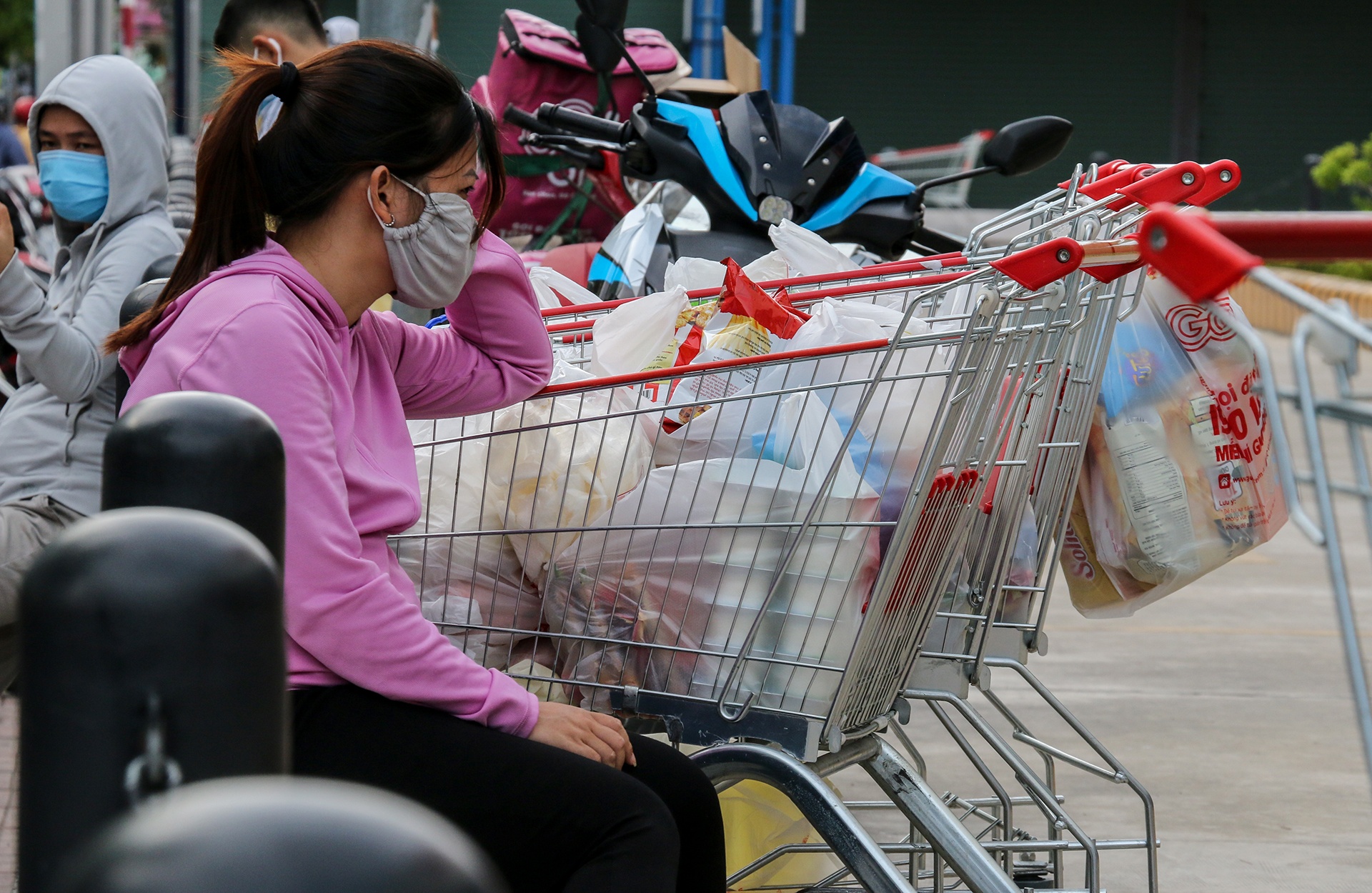 Sieu thi o Nha Trang sach hang anh 6