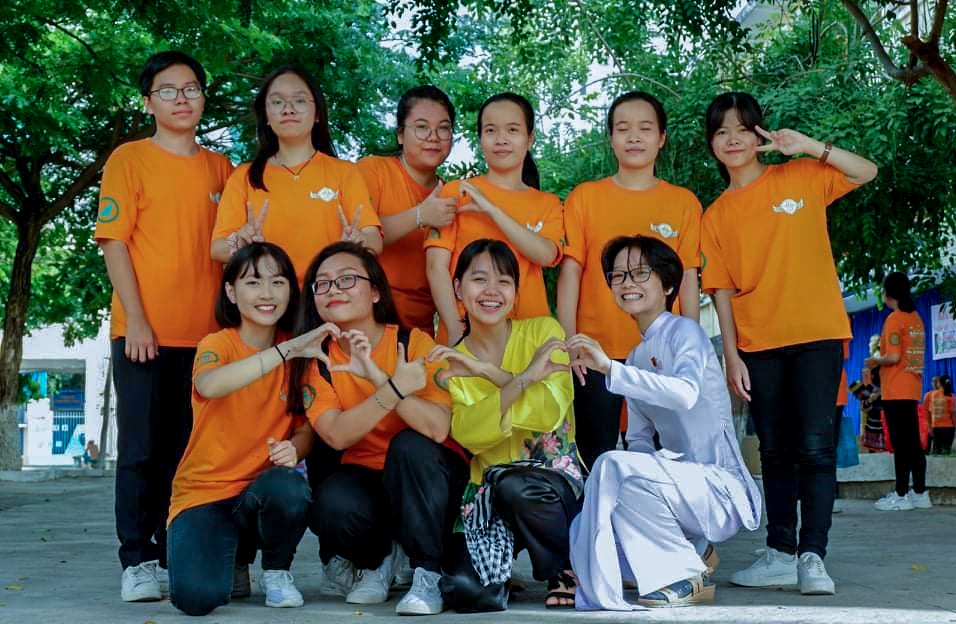 Nam sinh Khanh Hoa thu khoa anh 1