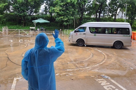 126 benh nhan Covid-19 o Khanh Hoa va Phu Yen xuat vien hinh anh