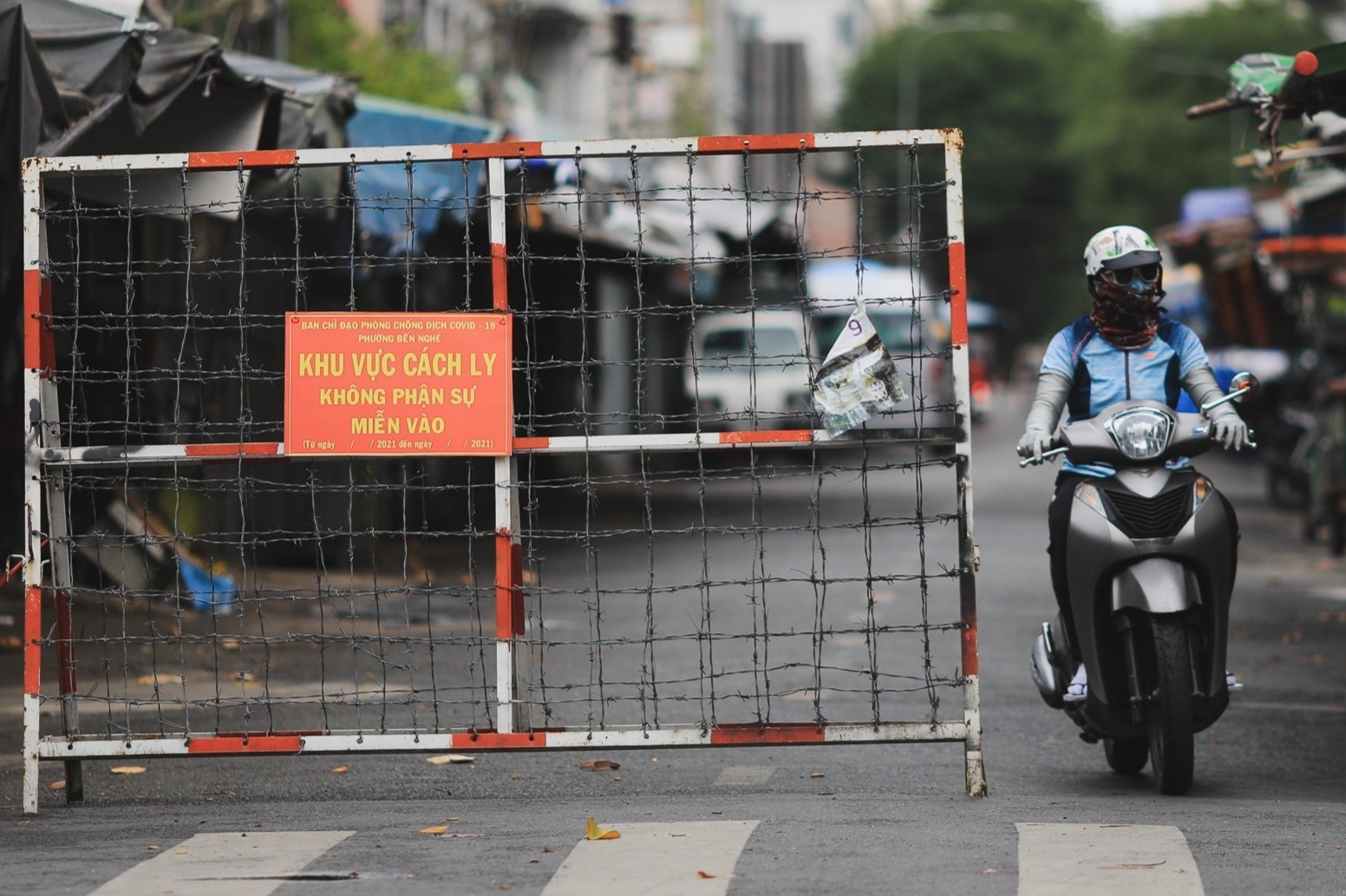 Hai chu tich phuong bi phe binh vi lo la chong dich hinh anh