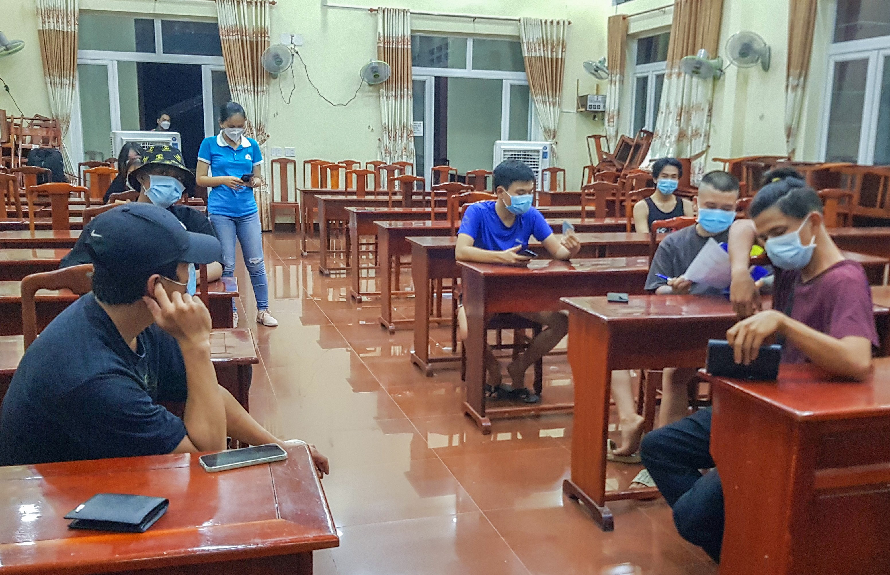 bat chap gian cach o Binh Phuoc anh 1