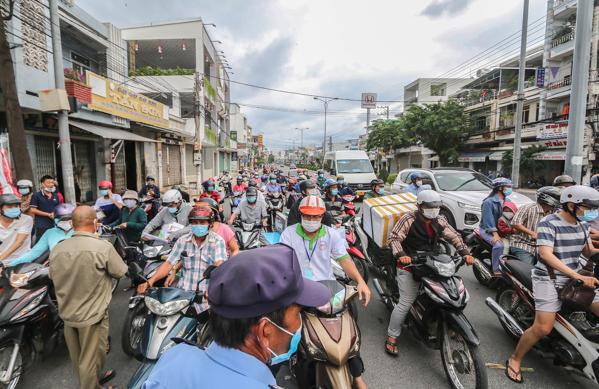 Nha Tranh noi long gian cach anh 2