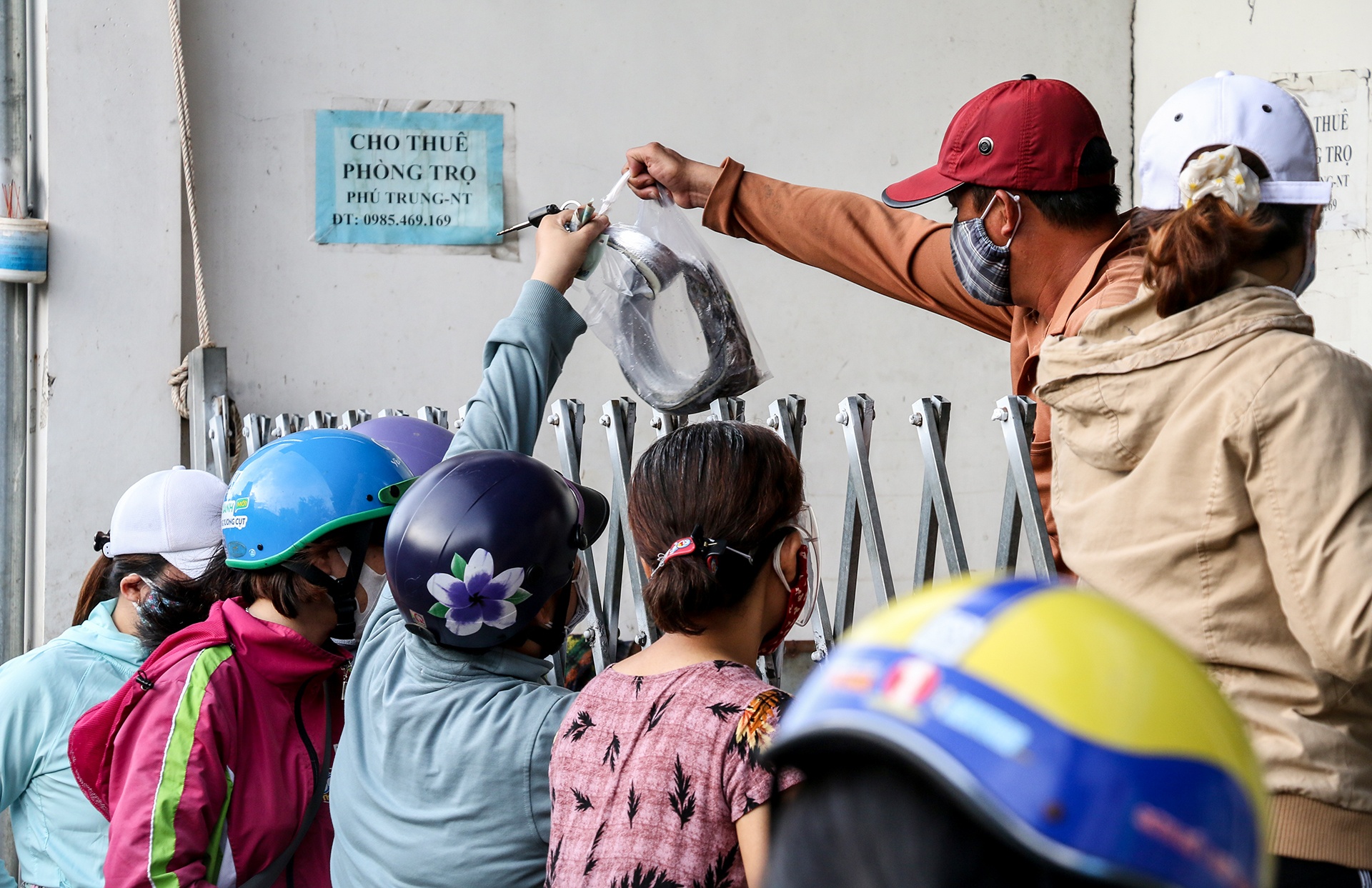 Nha Trang cho mo lai sieu thi, cho truyen thong hinh anh
