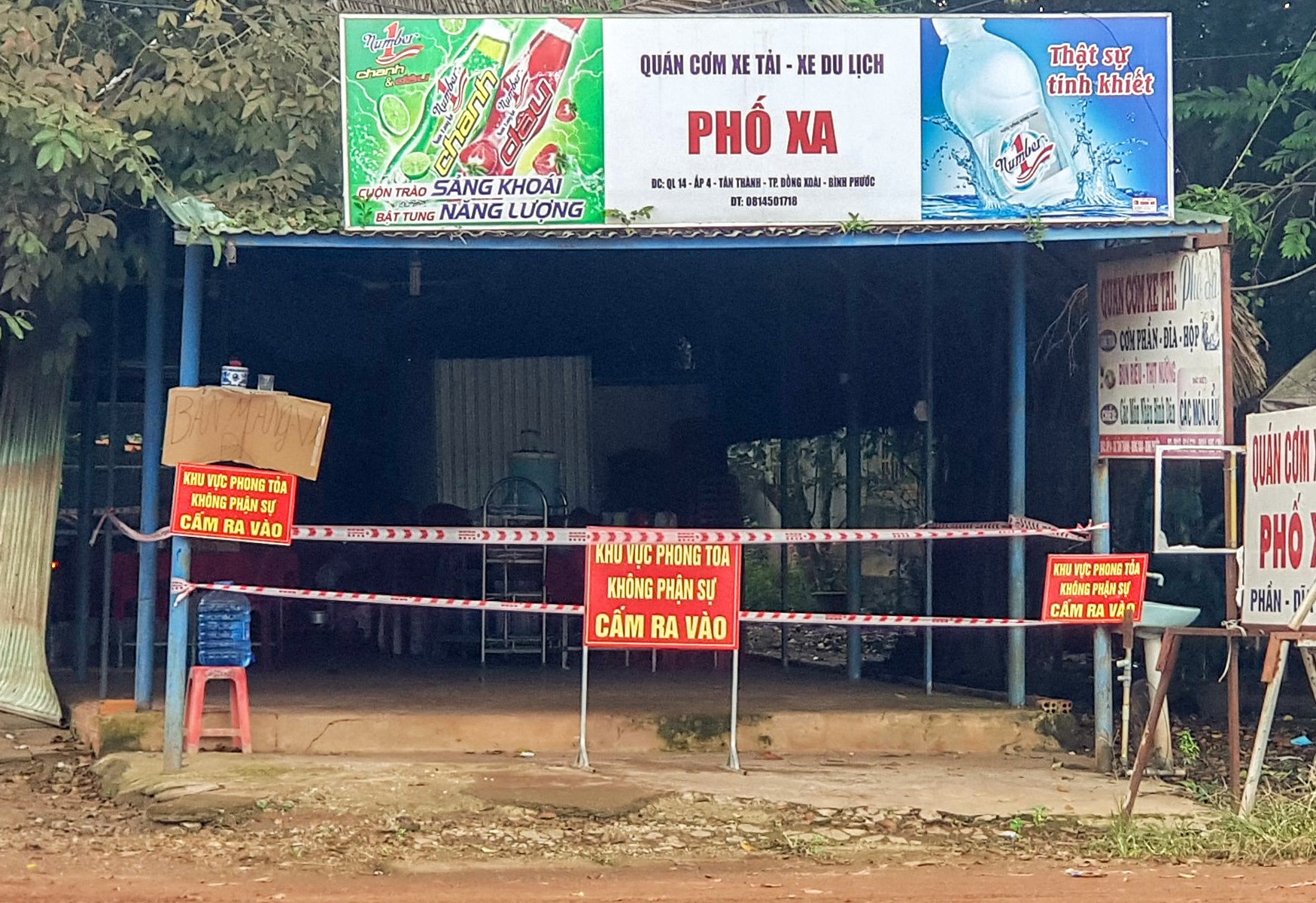 Khach duong tinh voi nCoV, chu quan com bi phat 7,5 trieu hinh anh