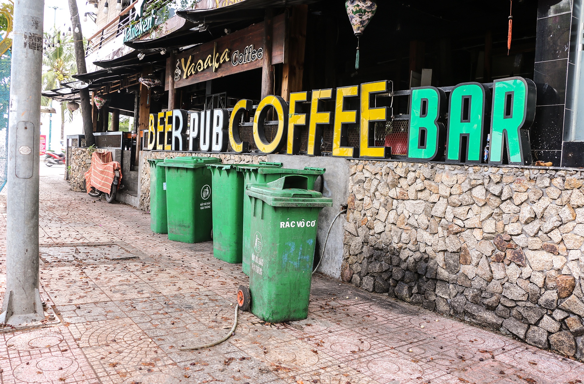 cho phep mo lai quan nhau anh 1