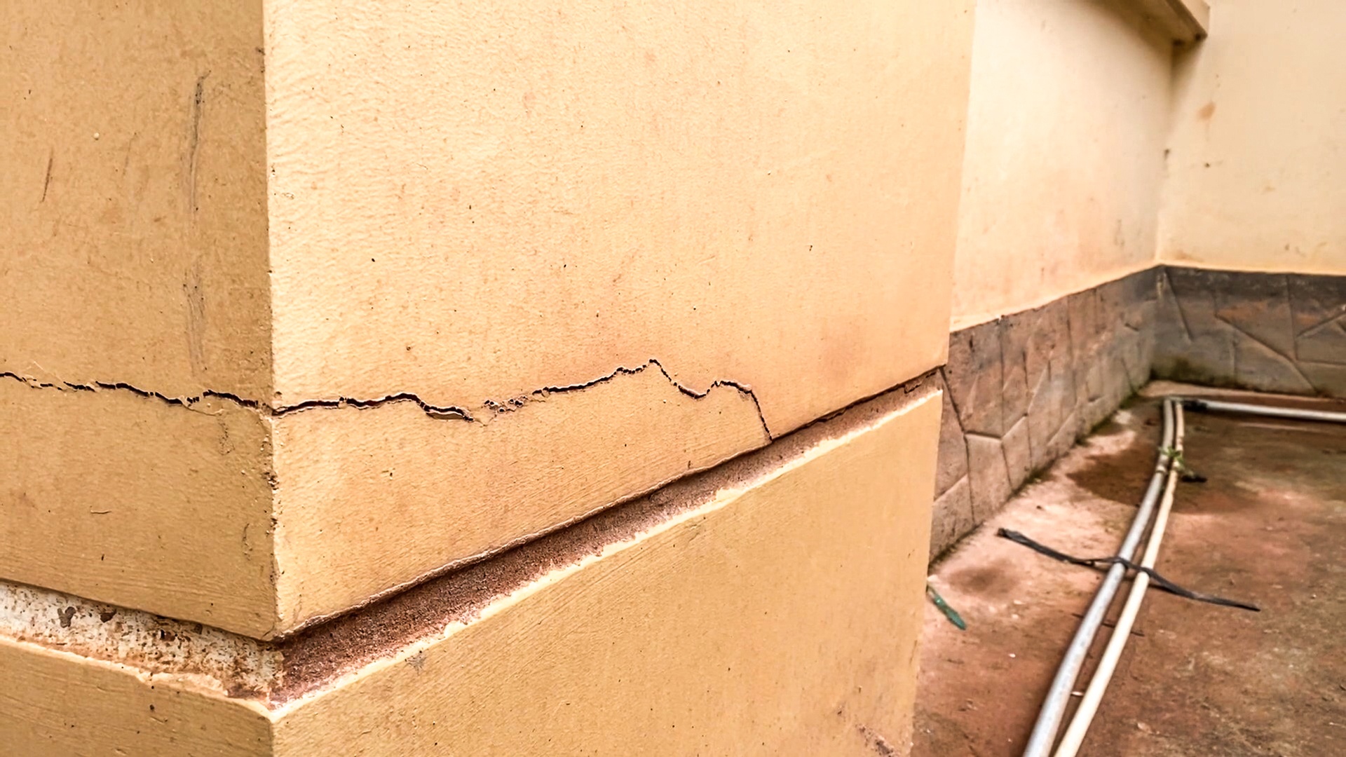 Sat lo uy hiep dan cu anh 7