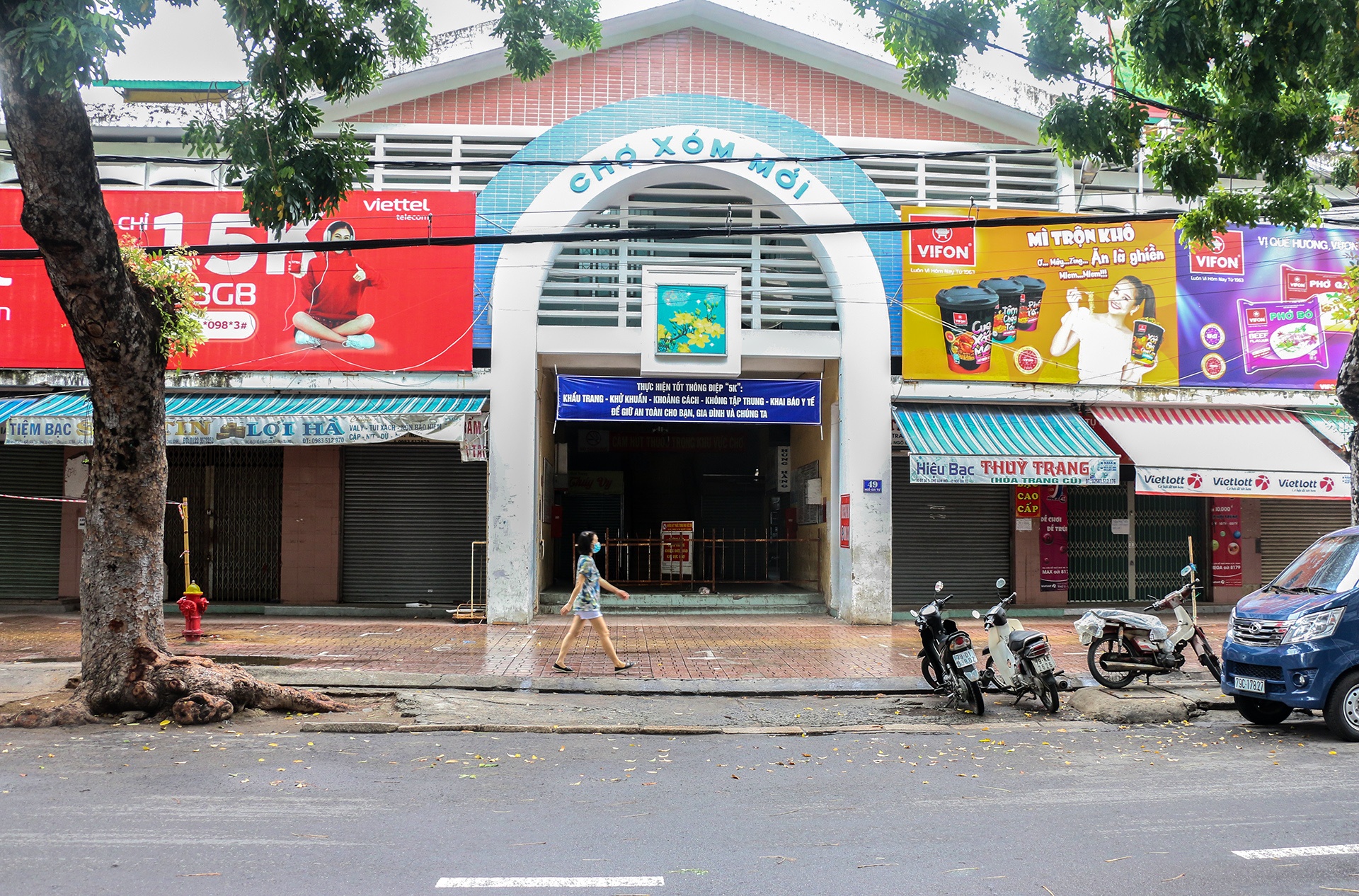 tieu thuong cho truyen thong anh 1