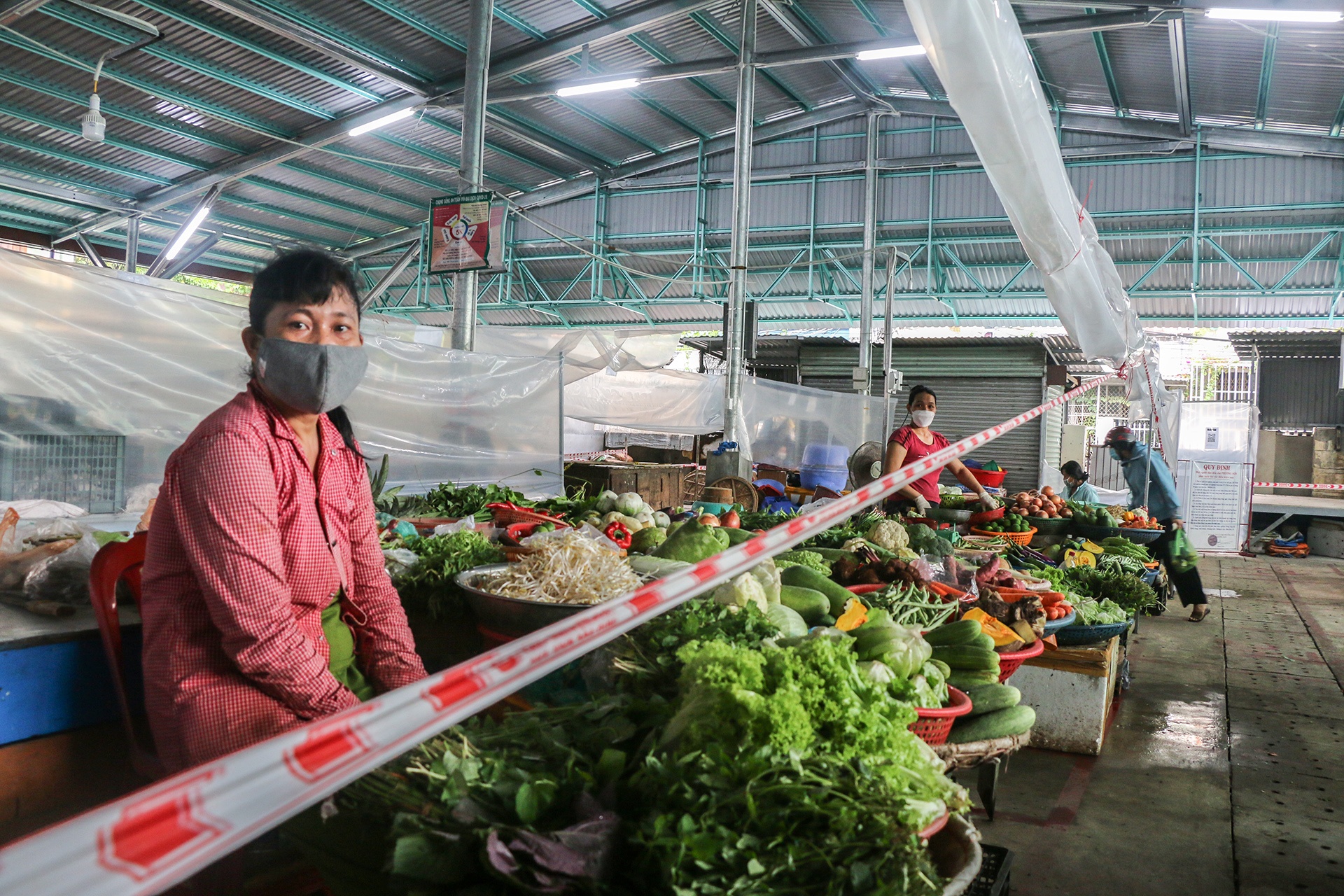 Tieu thuong cho truyen thong o Nha Trang than kho khi mo ban lai hinh anh