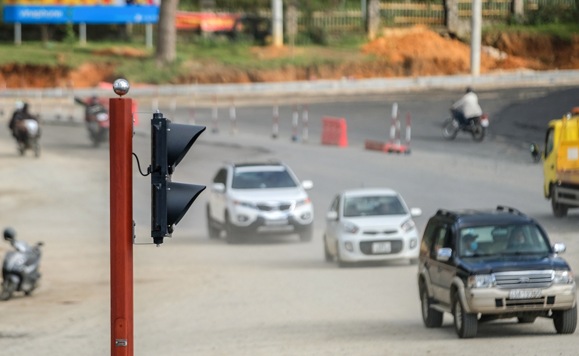 Da Lat lap den xanh,  do anh 6