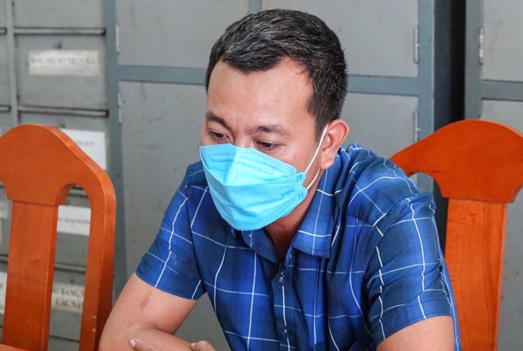 Pho giam doc doanh nghiep bi tinh nghi cuong hiep be gai 15 tuoi hinh anh