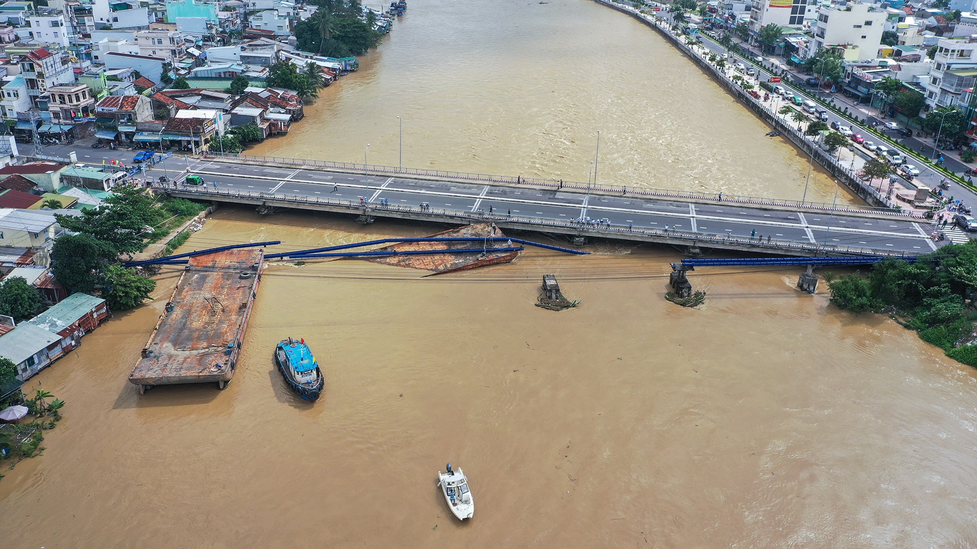 Sa lan tong sap cau Ha Ra anh 2