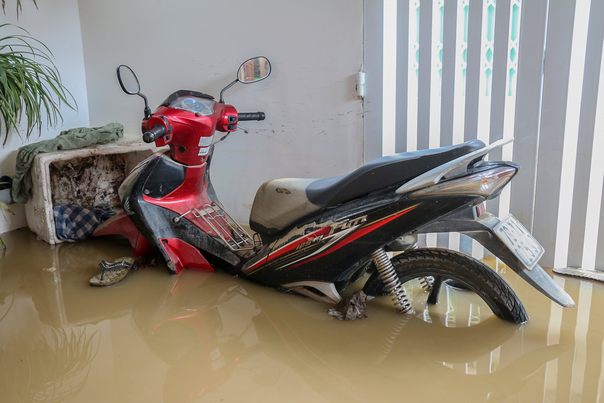 Ngap lut lich su o Nha Trang anh 3