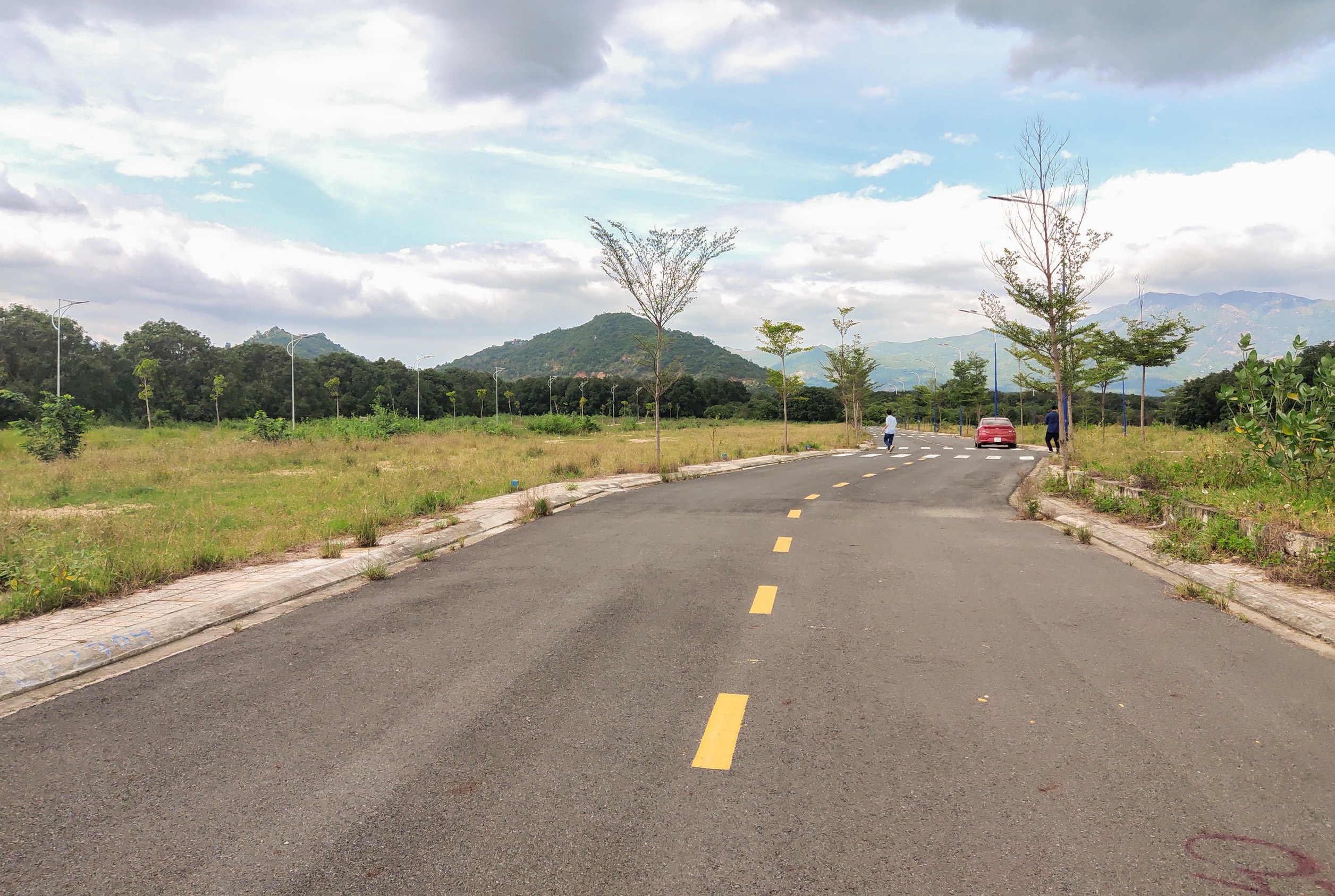 phan lo ban nen o Cam Lam anh 3