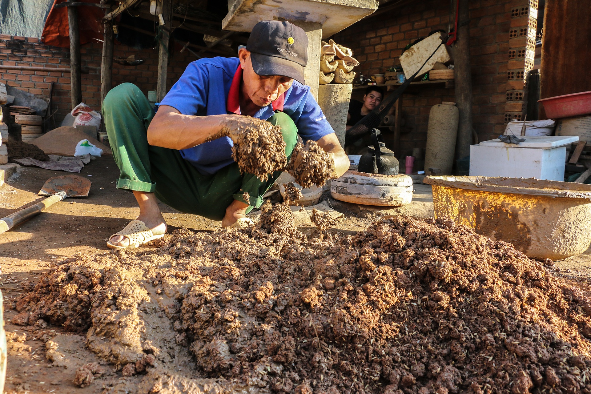 lang nghe vao vu Tet anh 8