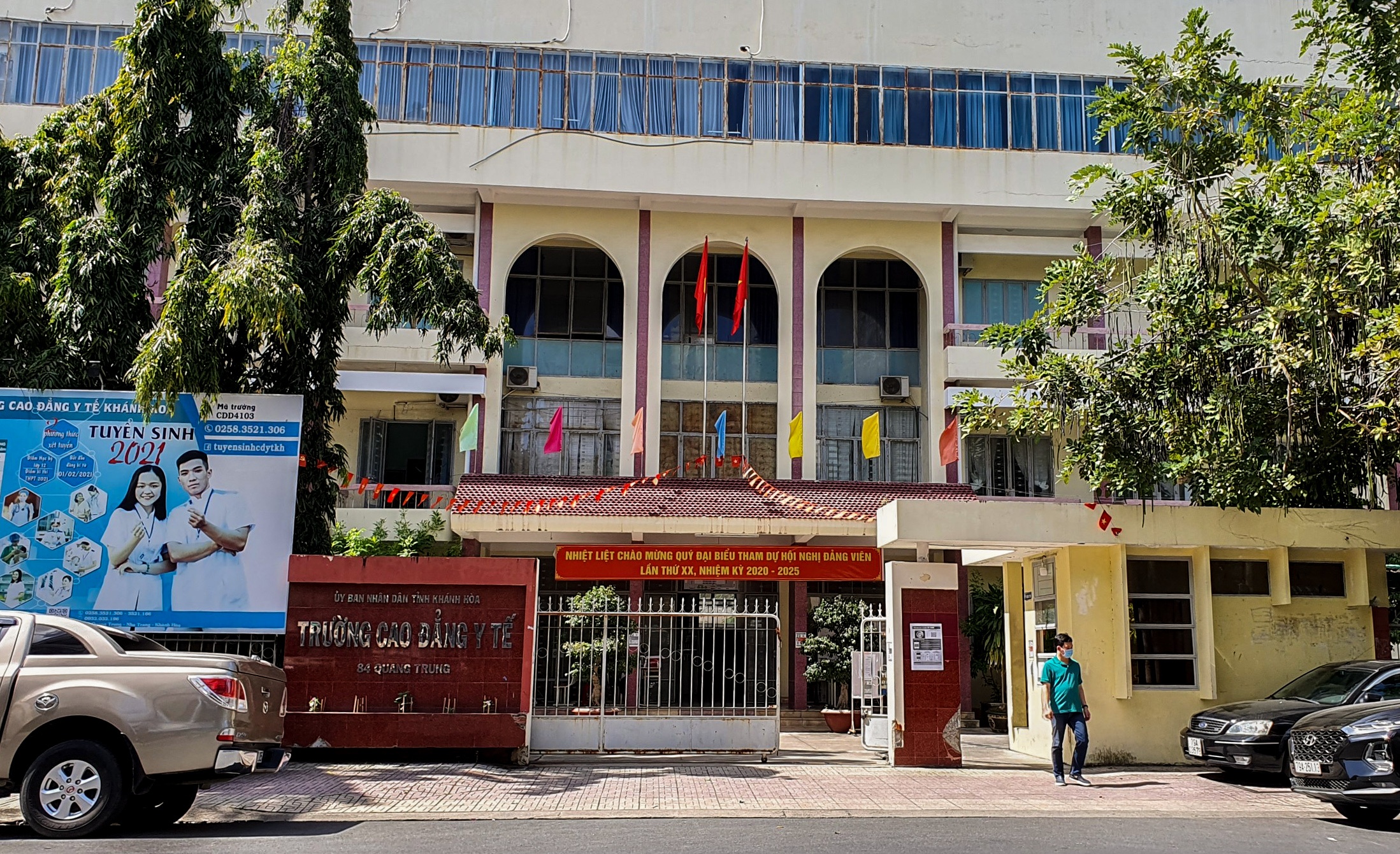 Khoi to 2 cuu hieu truong o Khanh Hoa hinh anh