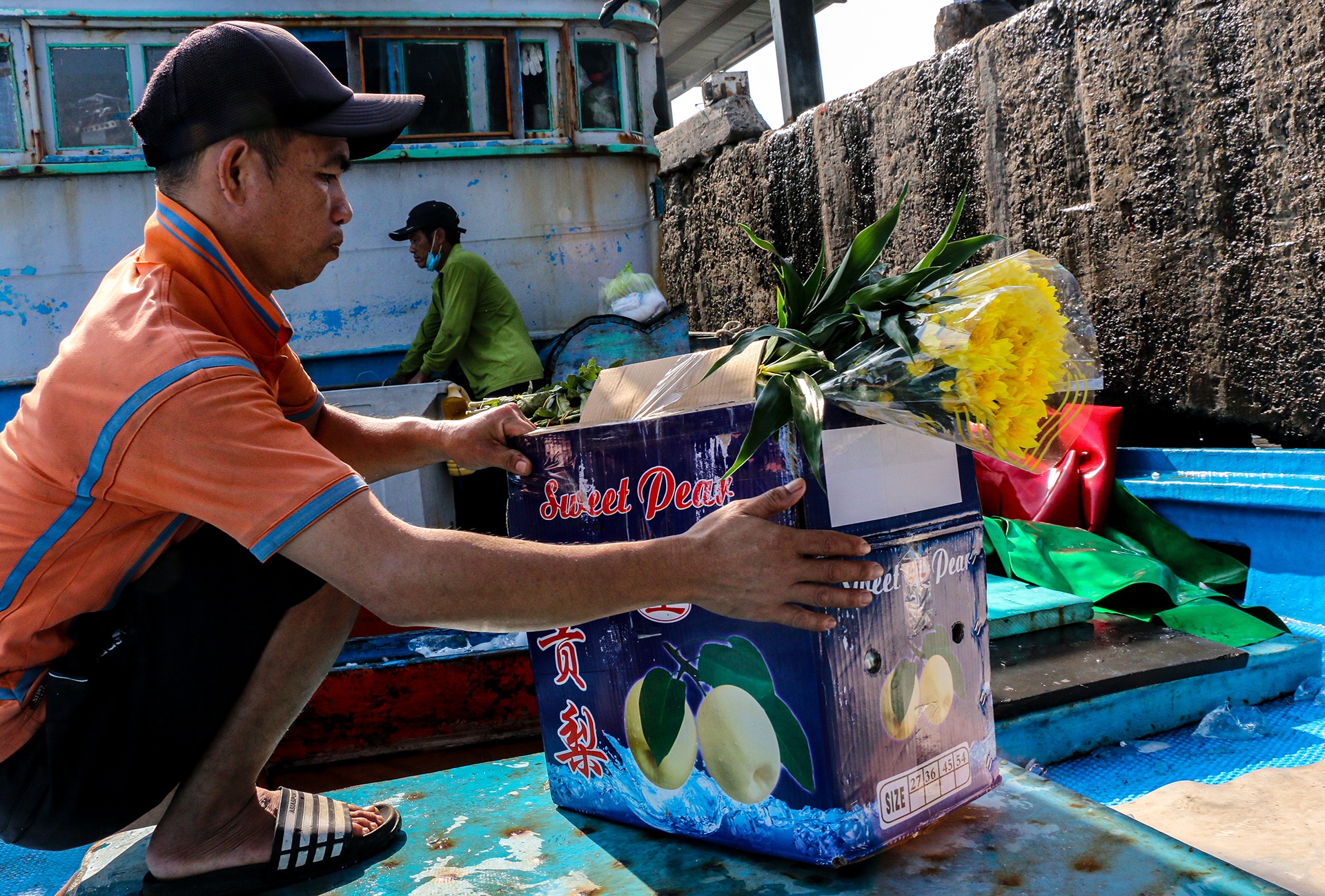 ngu dan an Tet tren bien anh 4