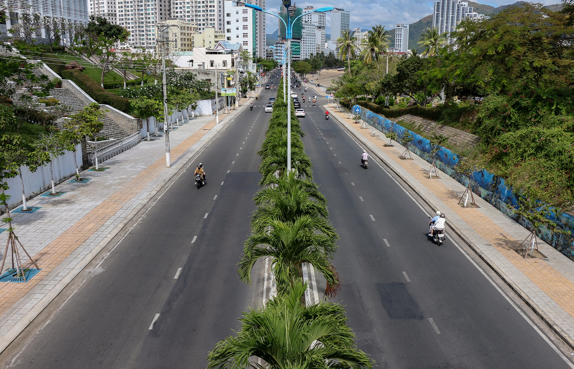 Nha Trang vắng vẻ mùng 3 Tết ảnh 1 Nha Trang vang ve mung 3 Tet anh 1