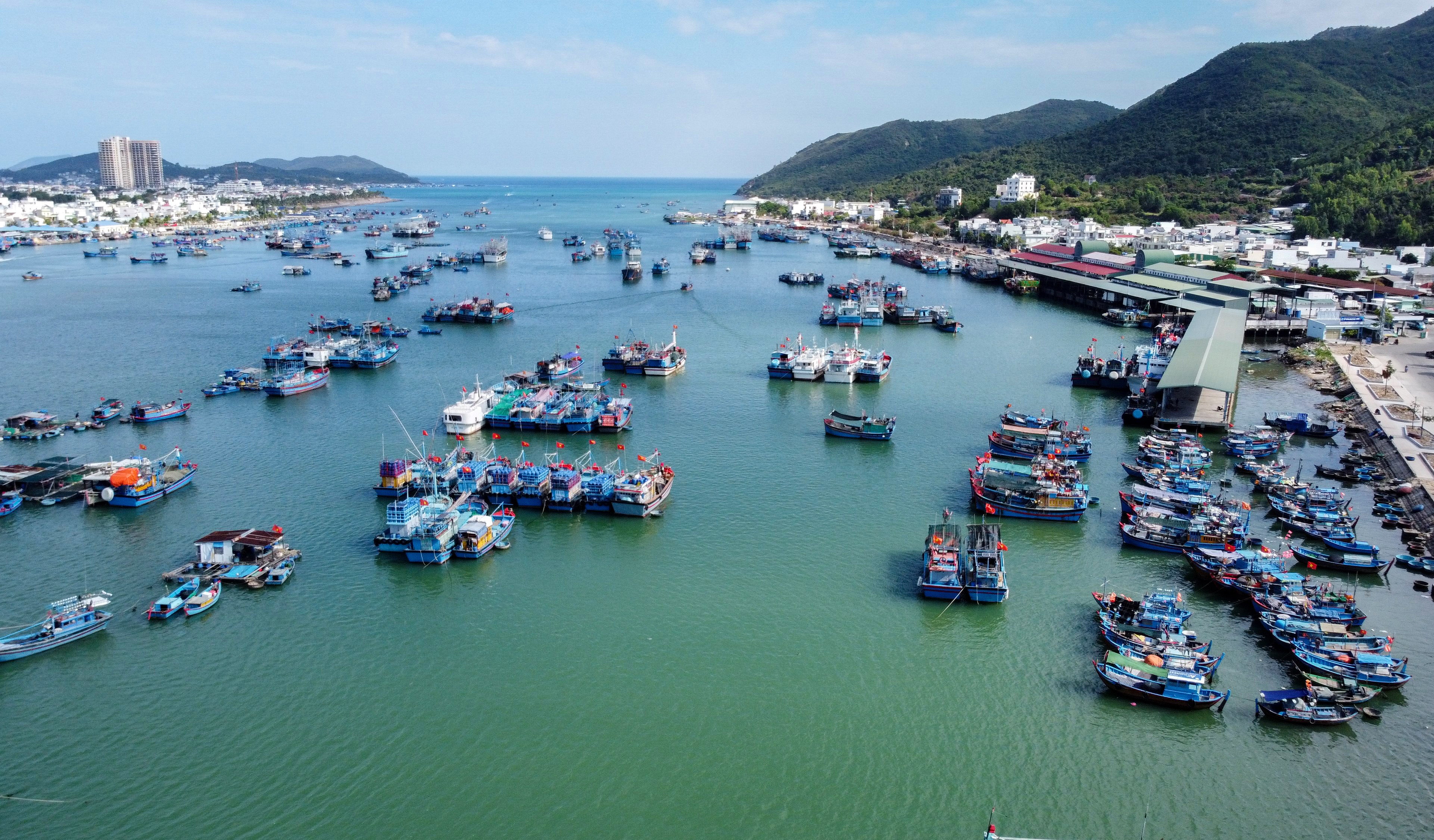 Gia xang tiep tuc tang anh 1