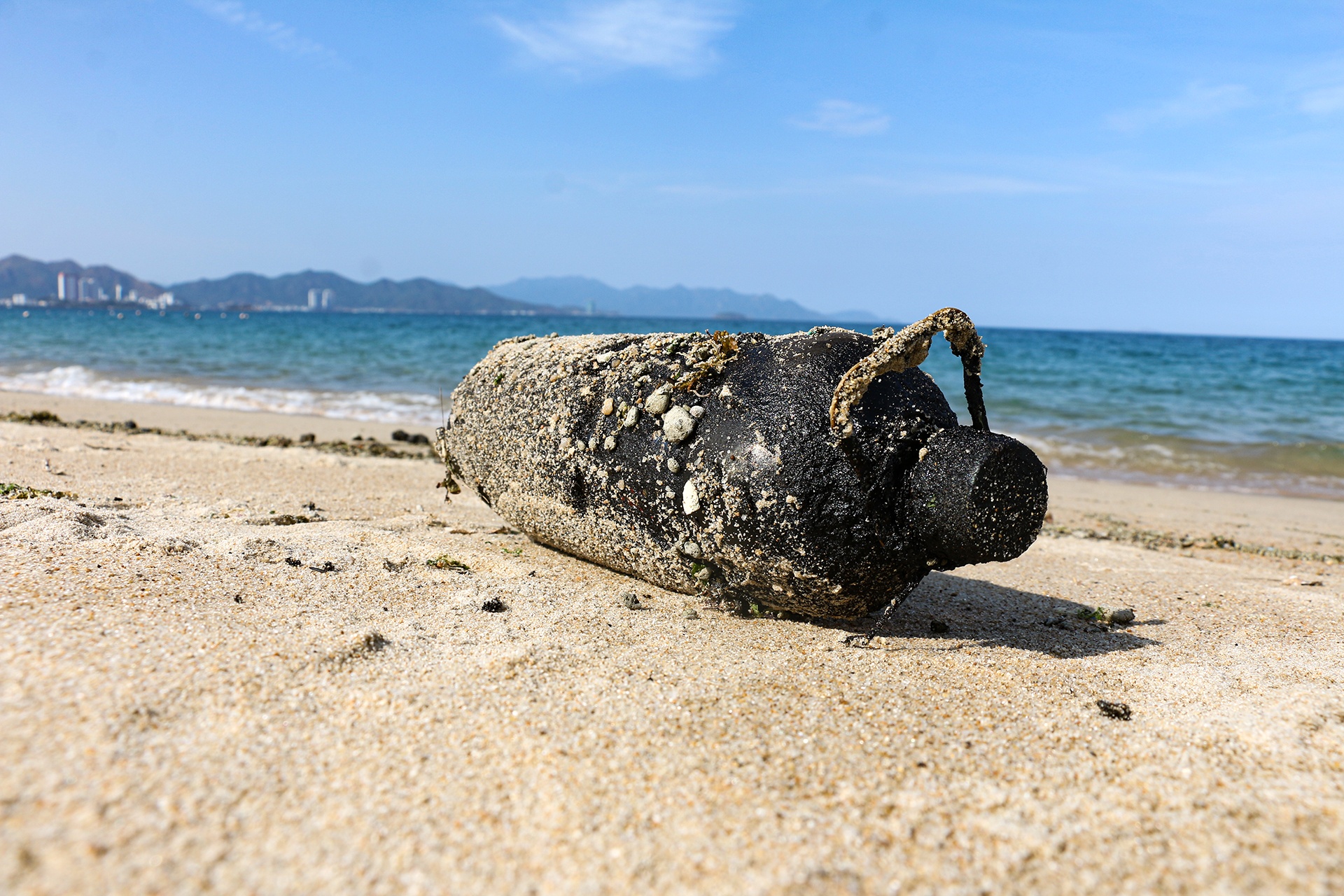 dau tran len bai bien Nha Trang anh 6
