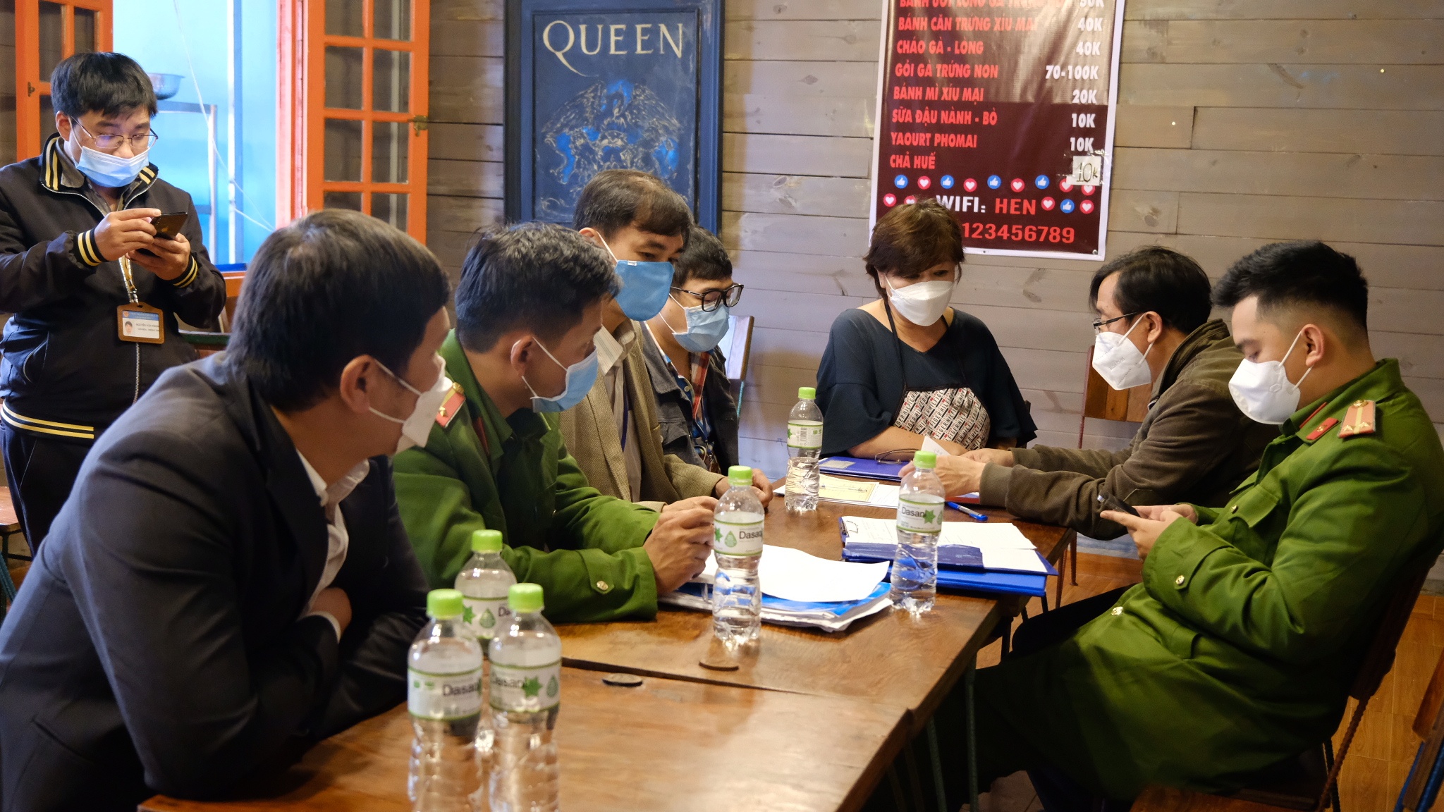 Du khach to bi chat chem o Da Lat anh 1