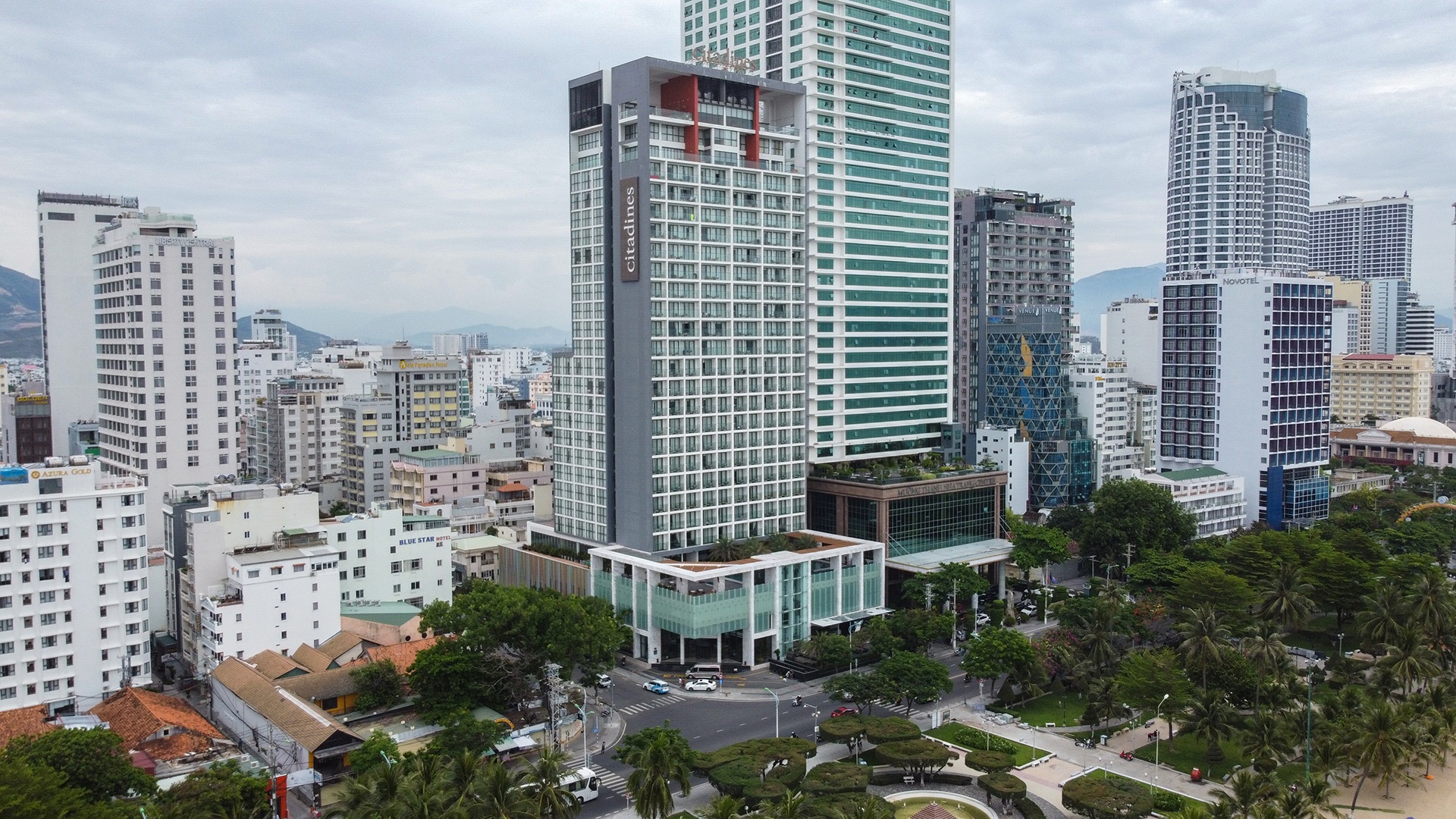 Loat du an o Nha Trang xay tren dat quoc phong khong hop quy hoach hinh anh