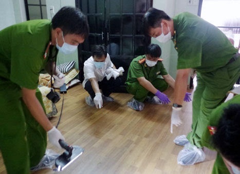 Nguoi dan ong tu vong voi nhieu vet thuong tren co the hinh anh