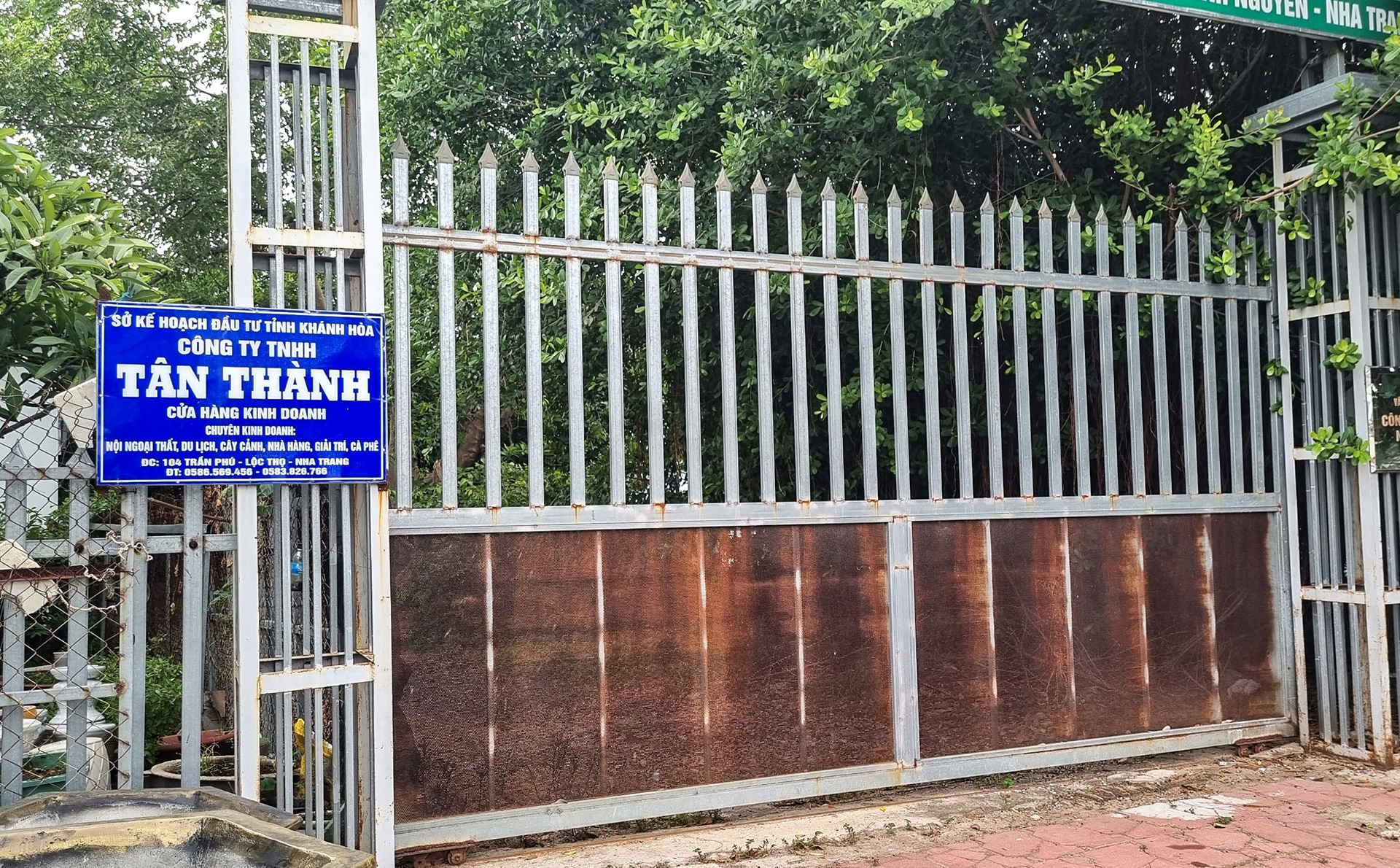 sai pham o san bay Nha Trang anh 7