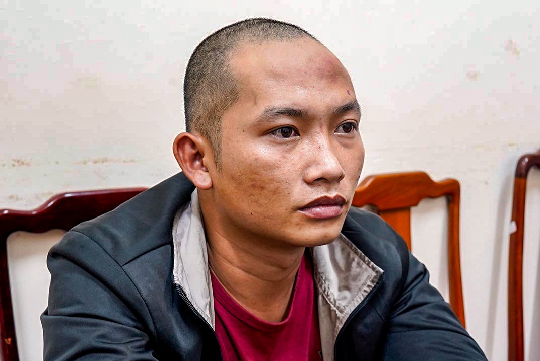 Khoi to cha duong danh dap be gai 7 tuoi chi chit vet thuong hinh anh