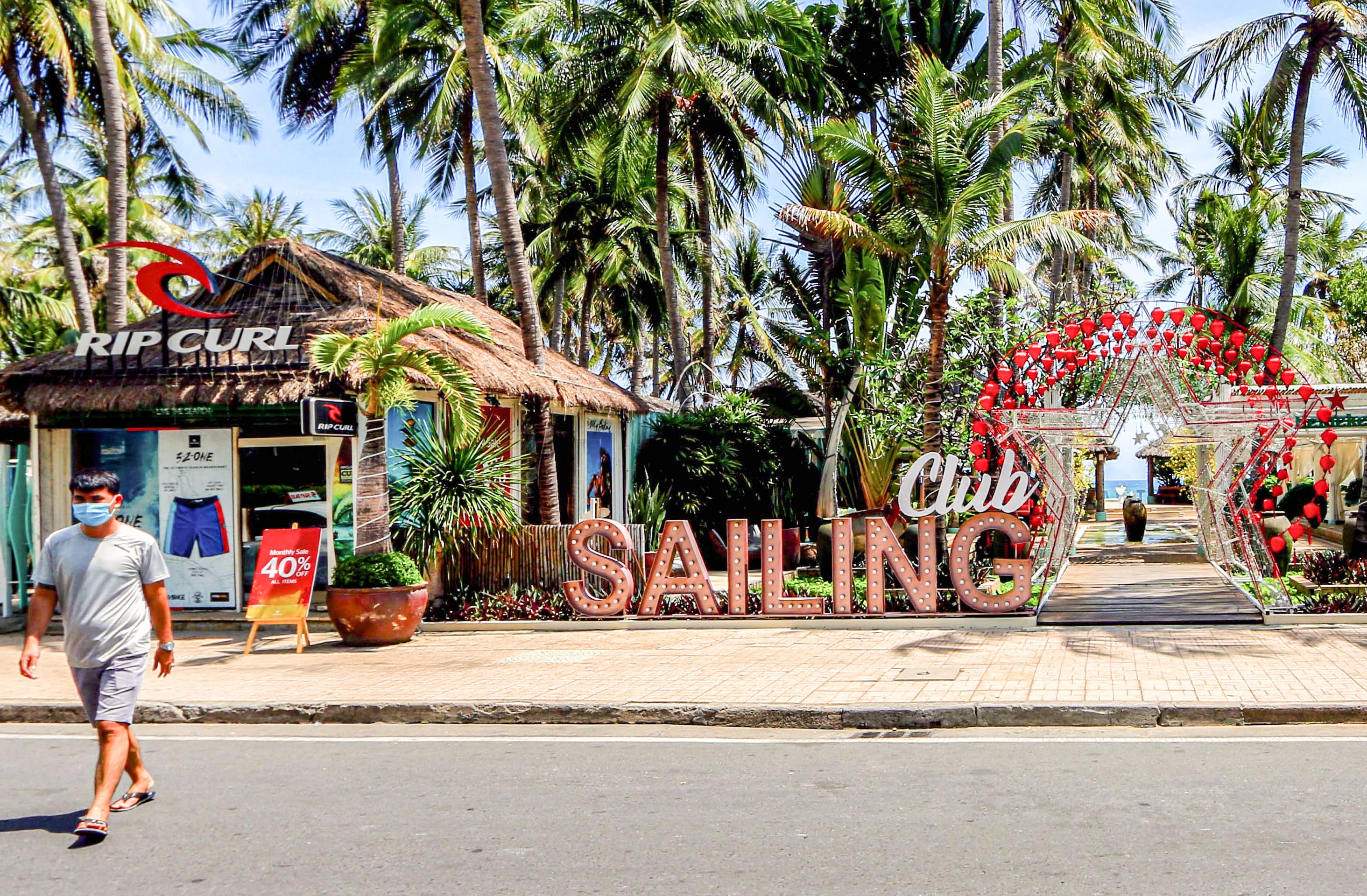 Tinh uy Khanh Hoa yeu cau ra soat loat du an chan bien Nha Trang hinh anh