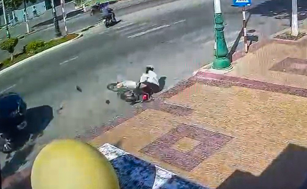 nu sinh tu vong anh 1