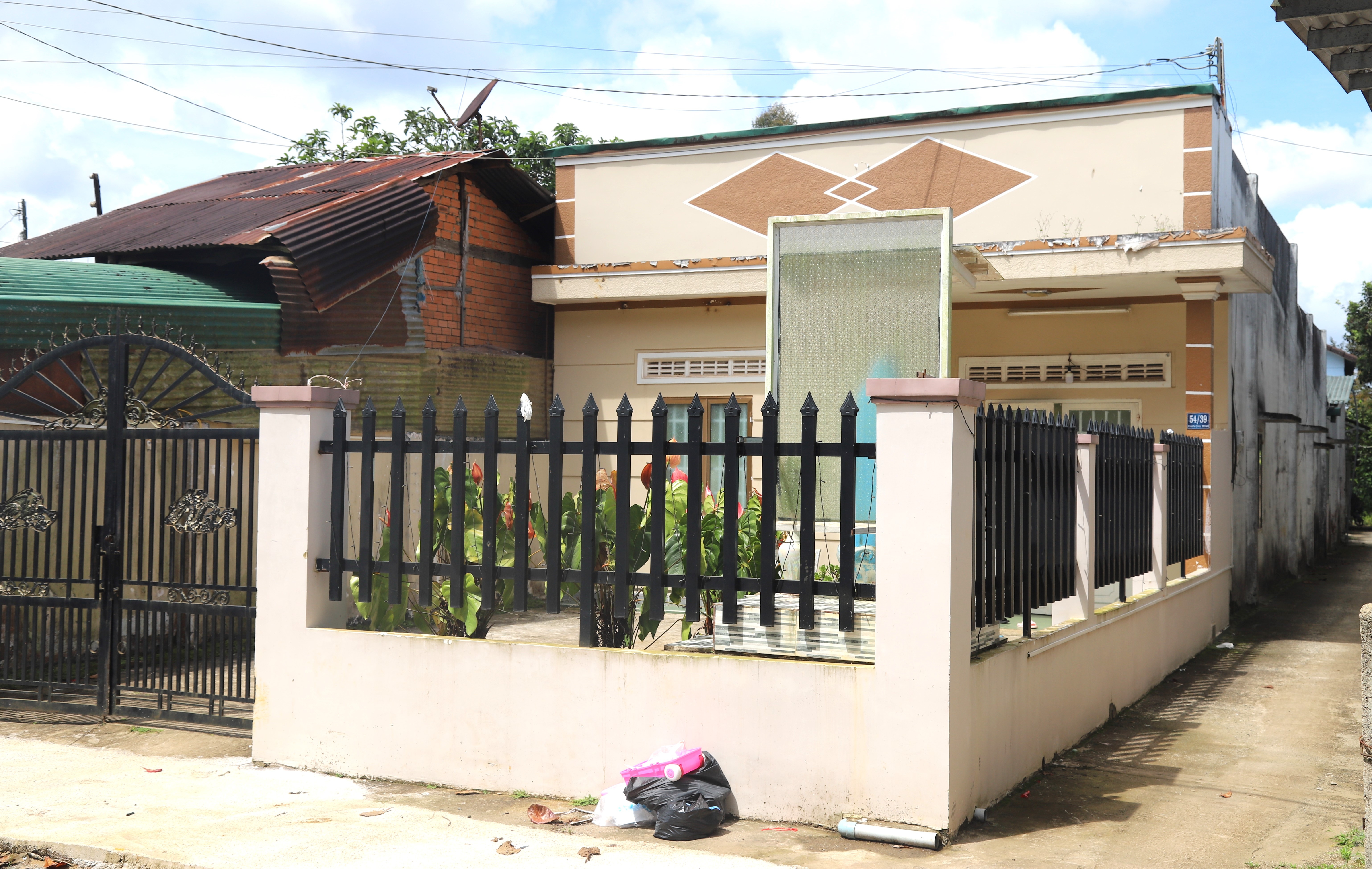 dot xac chau be anh 2