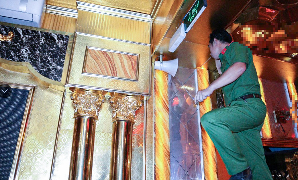 Binh Phuoc phat 10 quan karaoke vi pham phong chay chua chay hinh anh