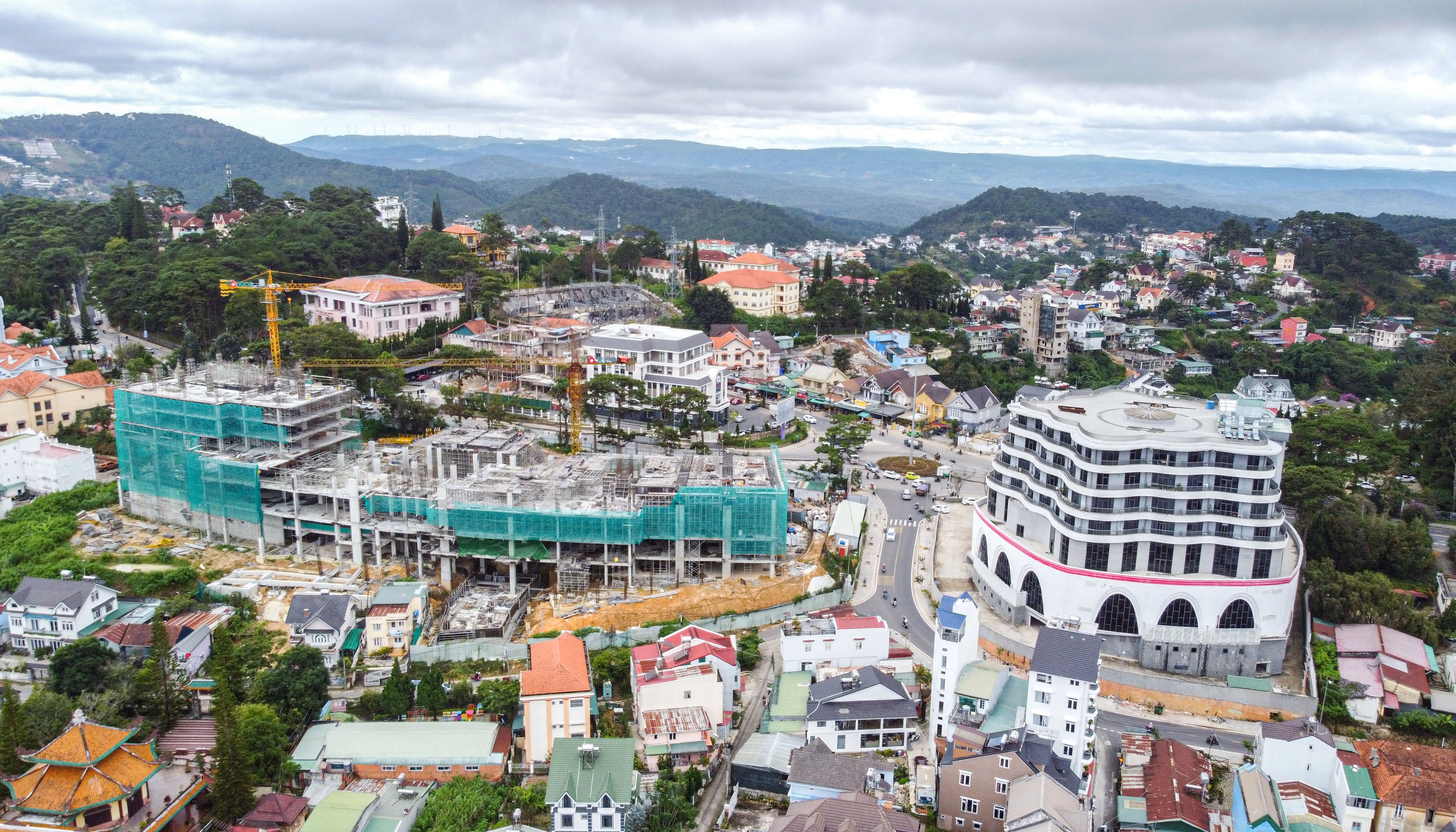 Gia dat trung tam TP Da Lat cao ngat nguong hinh anh