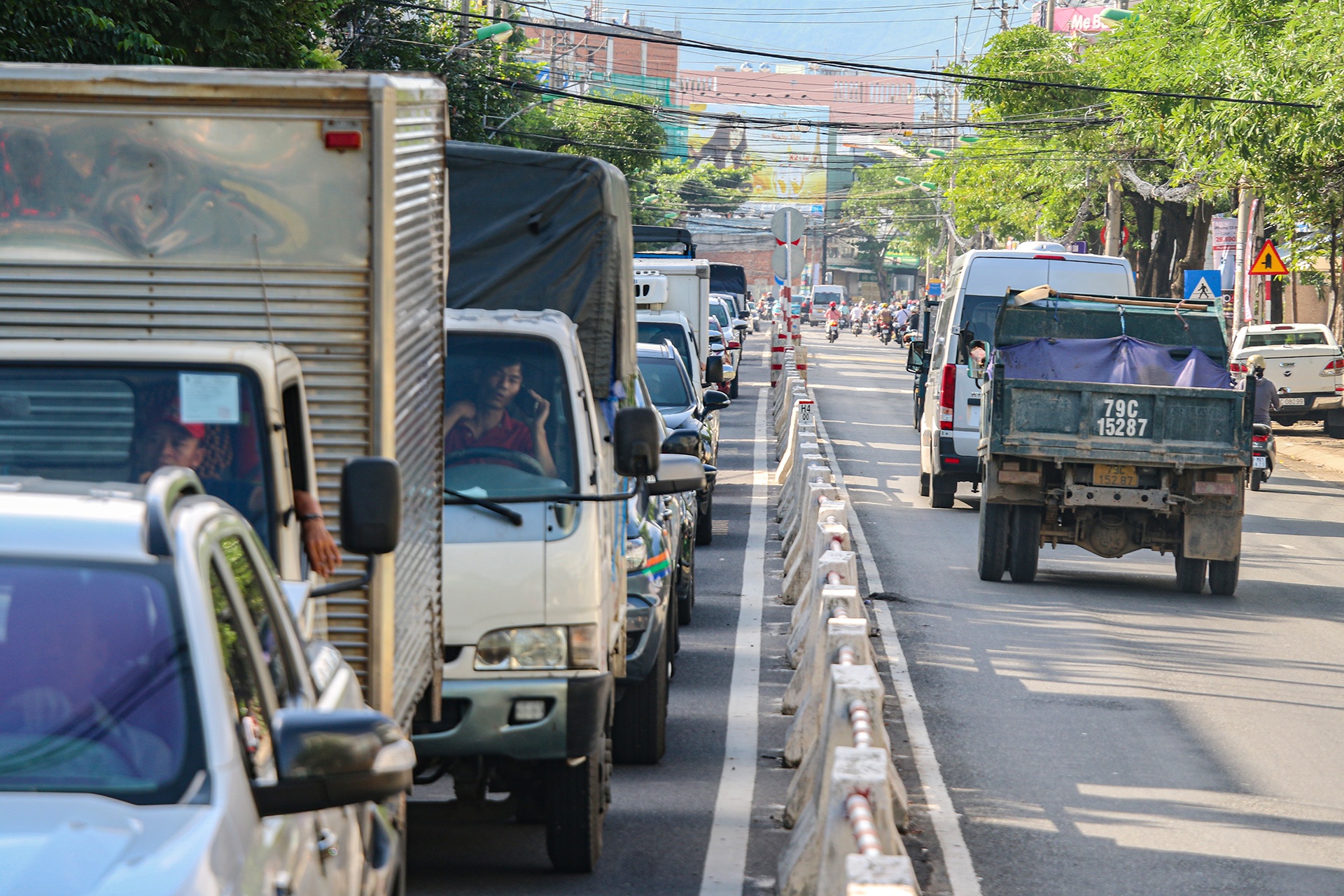 nut giao thong Ngoc Hoi anh 13