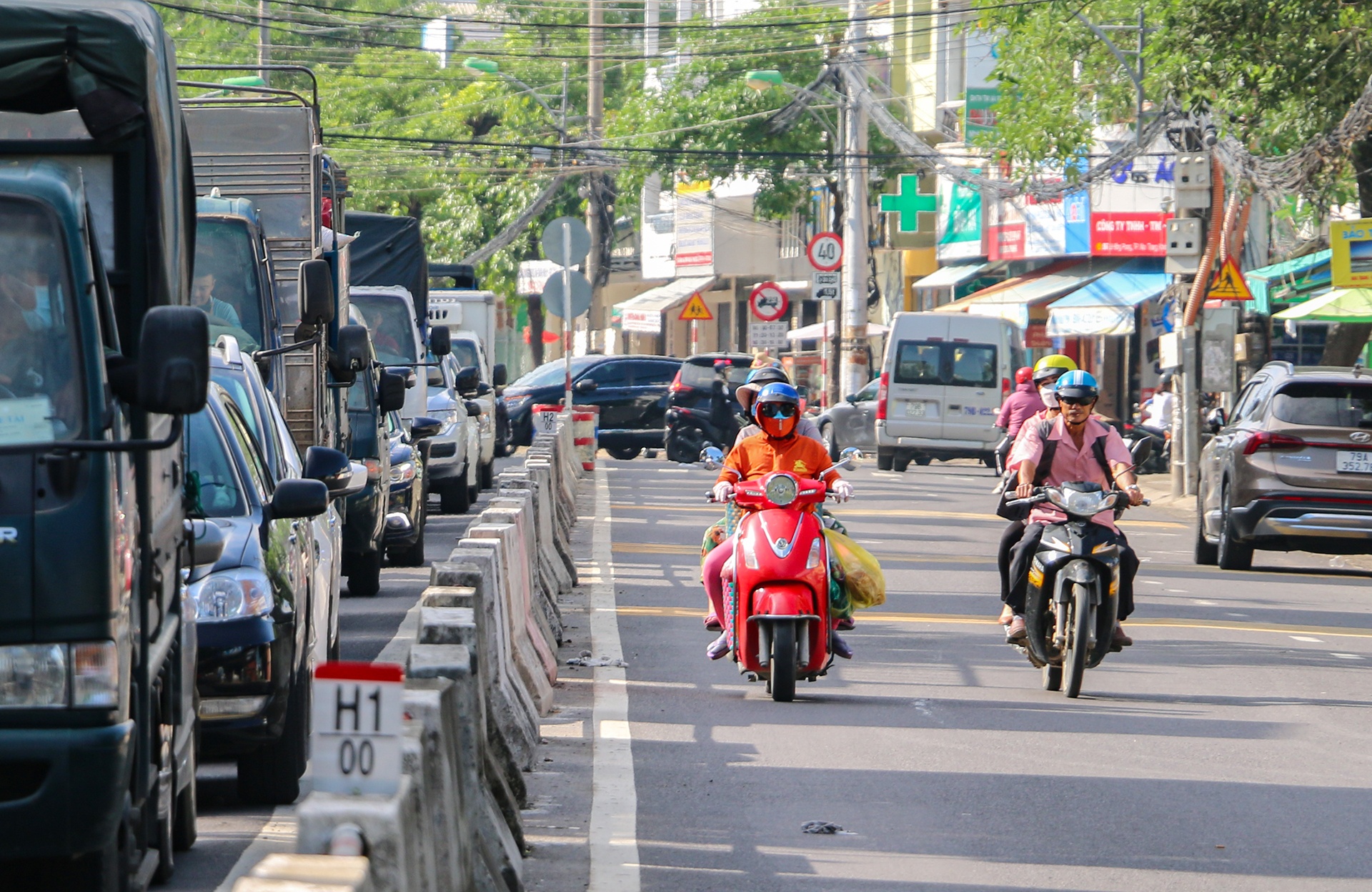 nut giao thong Ngoc Hoi anh 15